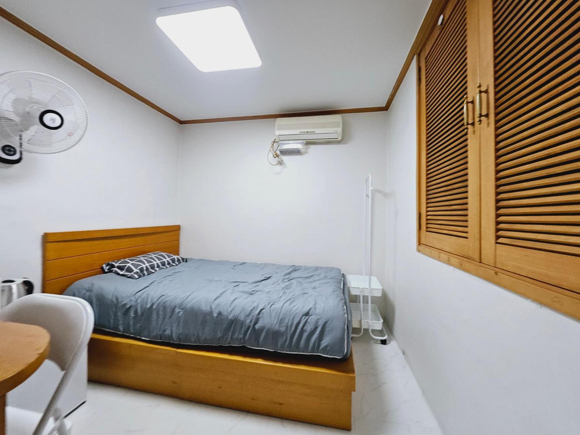 K Highstel Guest house